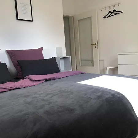 Appartement Am Kreuzberg Fuer 8 Personen